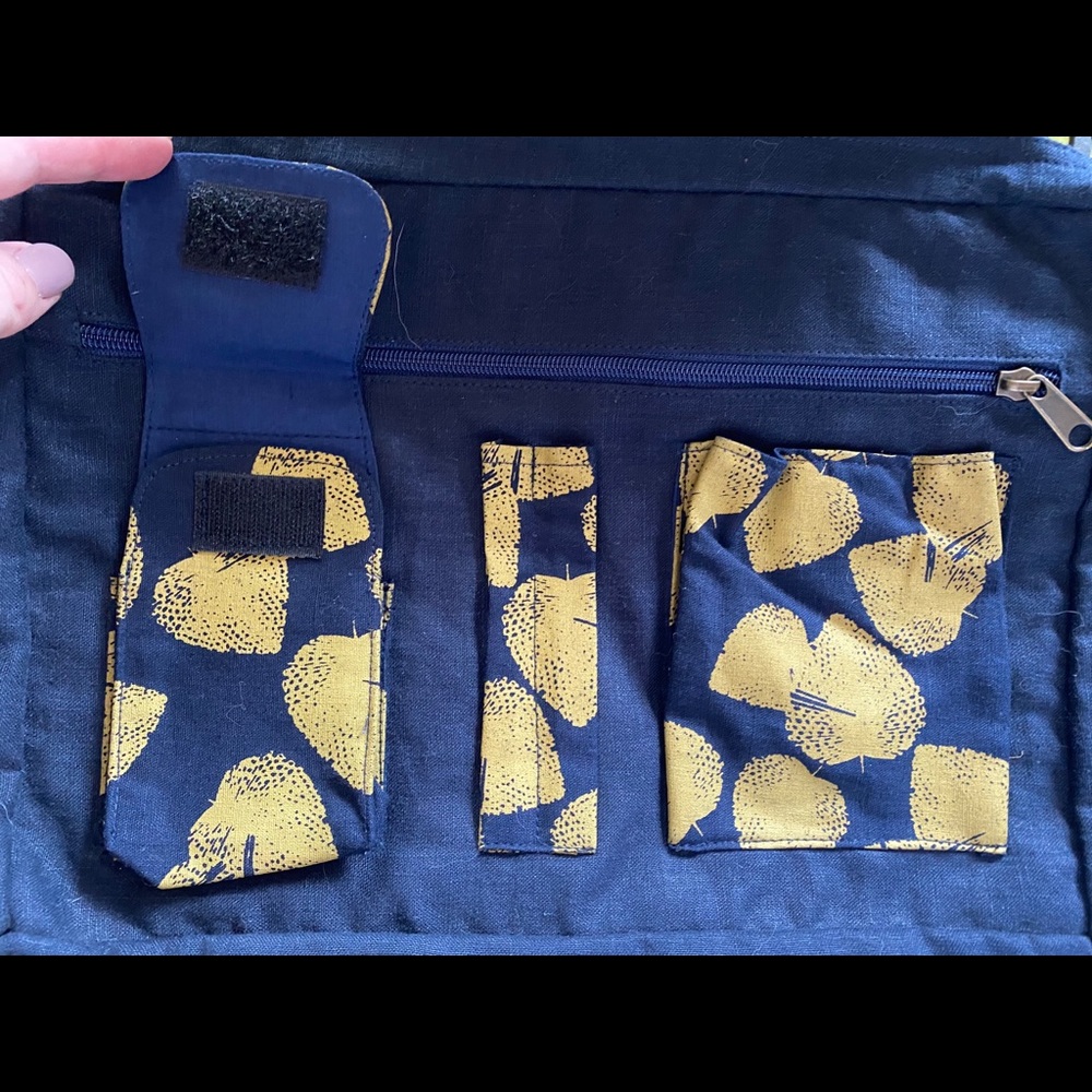 Fair Trade/eco Malia Designs Messgr Bag & wallet - Picture 3 of 8
